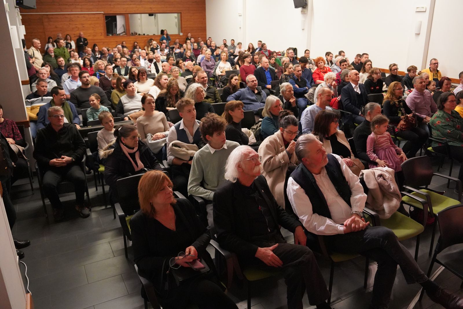 Adventi néptánc est Martonvásáron (4)