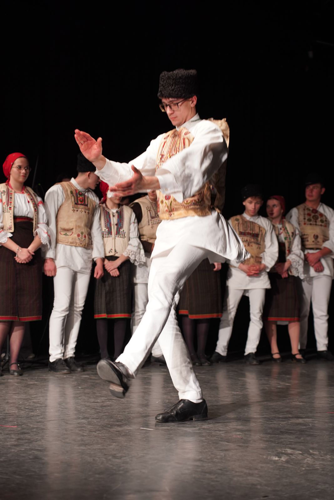 Adventi néptánc est Martonvásáron (17)