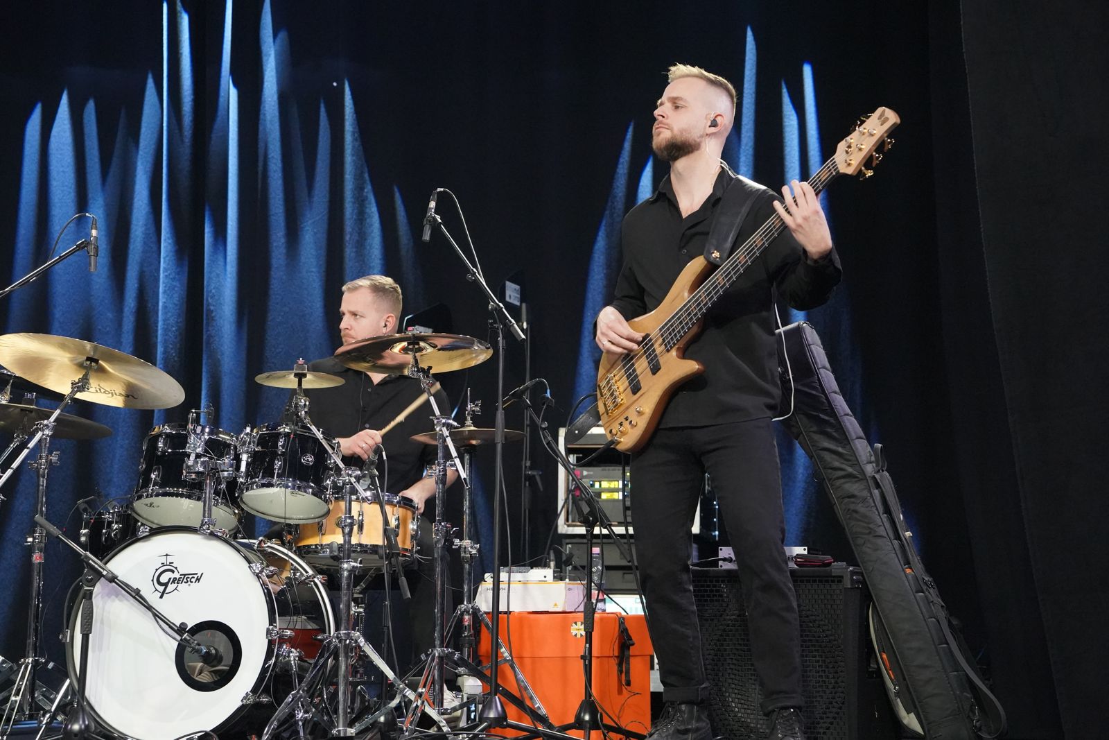 Könnyűzenei koncert Gudics Mátéval és Tóth Abigéllel Bicskén (2)