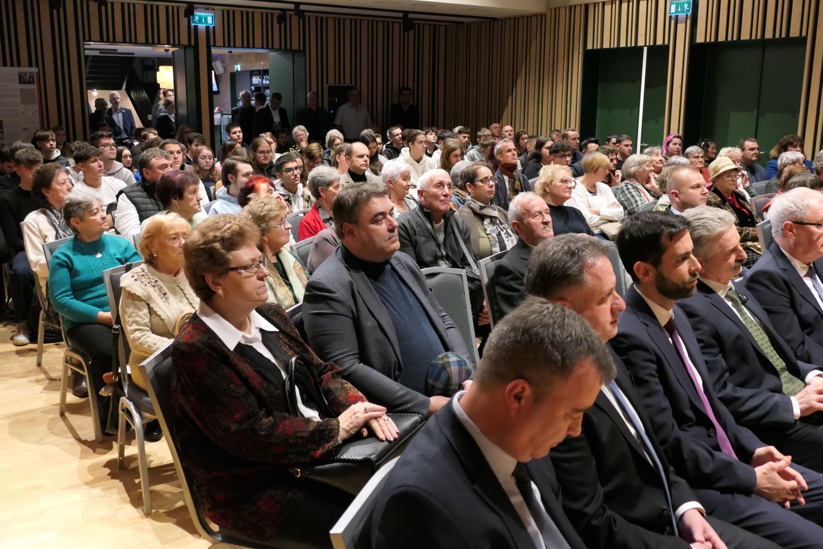 Tengerre magyar! kiállításmegnyitó Bicskén (8)