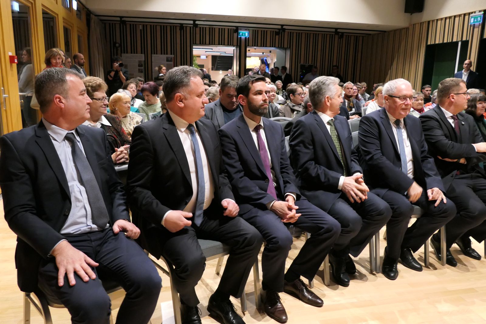 Tengerre magyar! kiállításmegnyitó Bicskén (7)