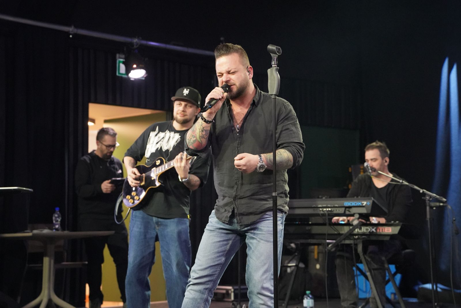 Könnyűzenei koncert Gudics Mátéval és Tóth Abigéllel Bicskén (1)